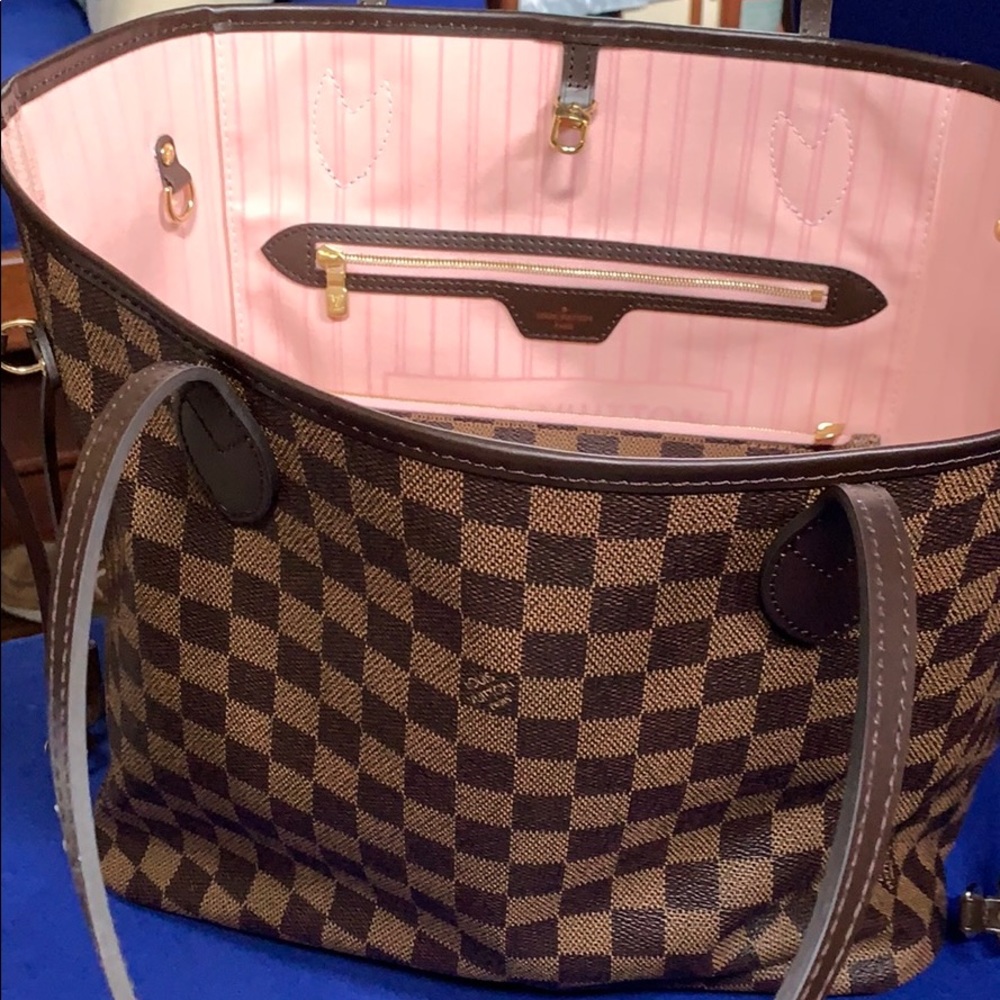 Louis Vuitton never full MM